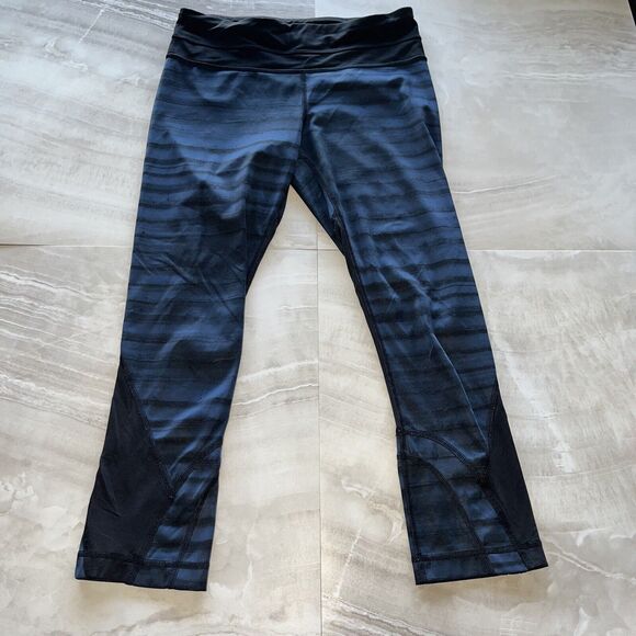 Lululemon Women's 4 Run Inspire Crop 2 Full On Luxtreme MeshGood Vibes Deep Navy - Picture 1 of 11